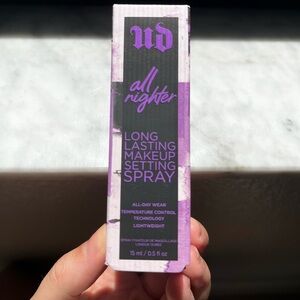 5 for $25🌴 Urban decay all nighter setting spray